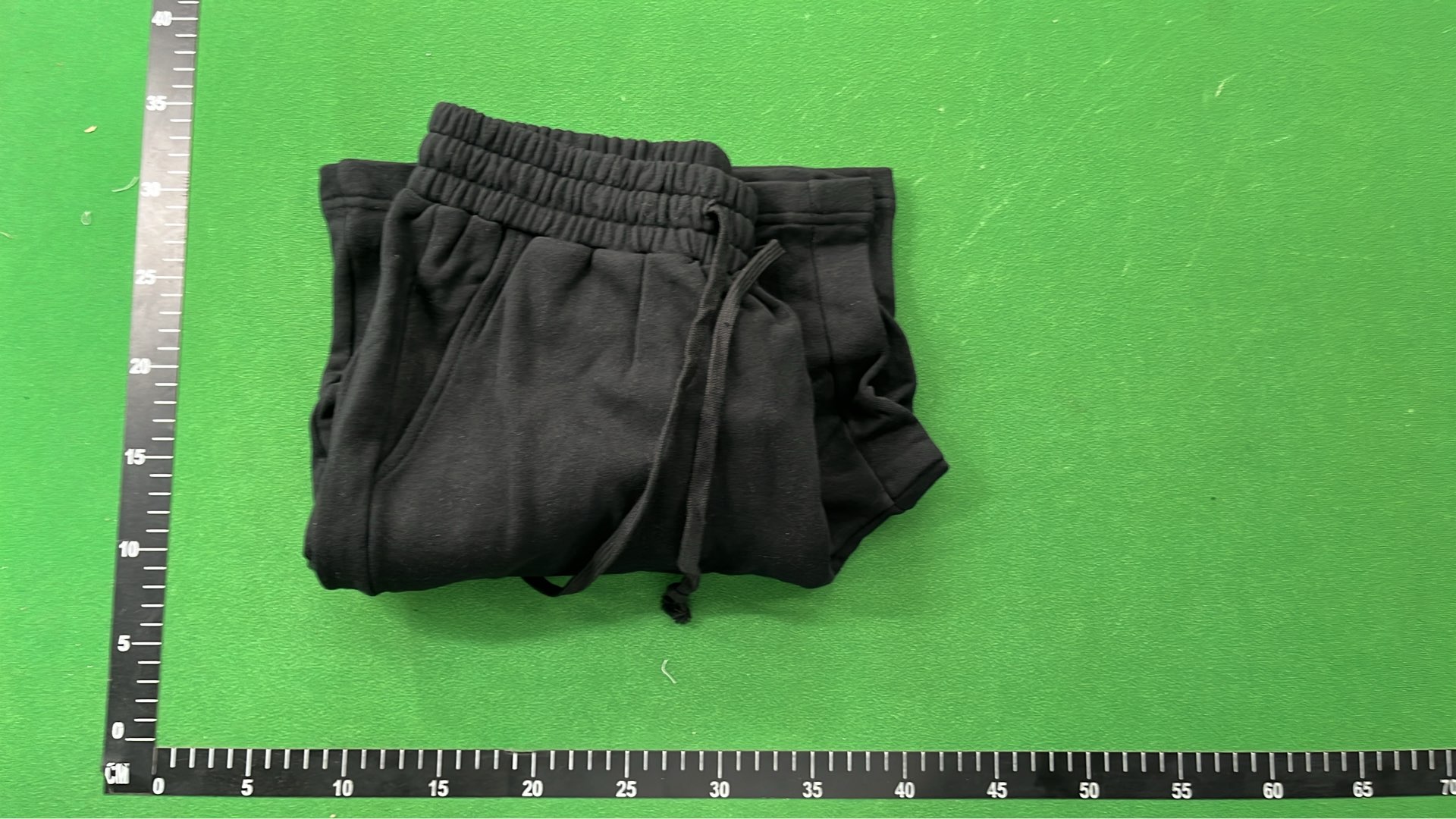 Shorts — P*ra*d*a 6