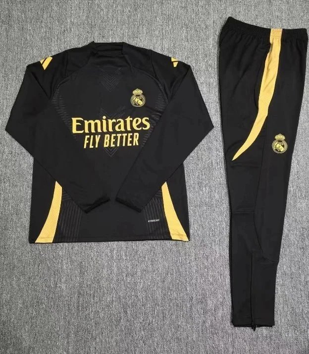 Clothing Set — Item 1103