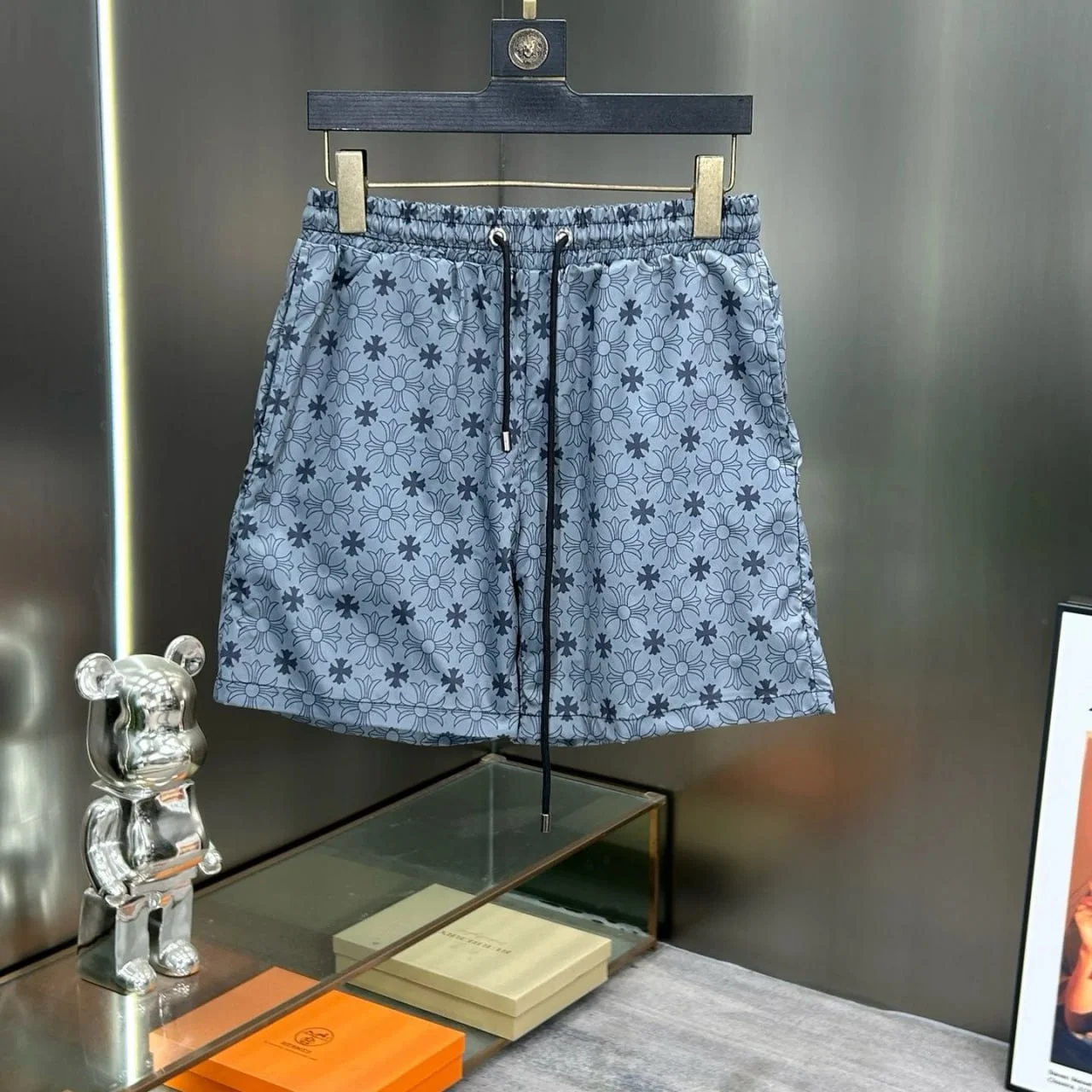 Pants & Shorts — Item 1237 5