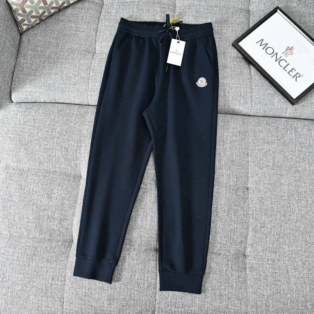 Pants & Shorts — Item 1245