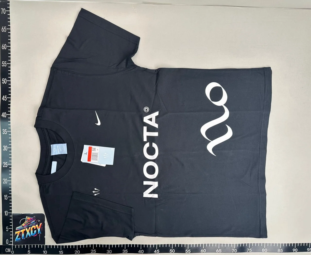 Short-Sleeve Printed Letter-Graphic T-Shirt — CY 4