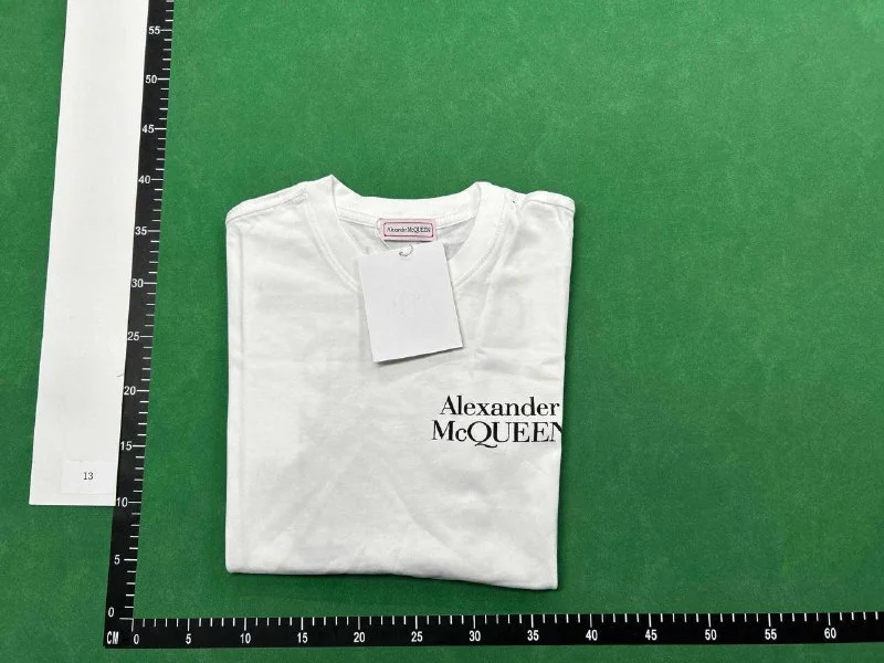 T-Shirt — BY03 / XW 4