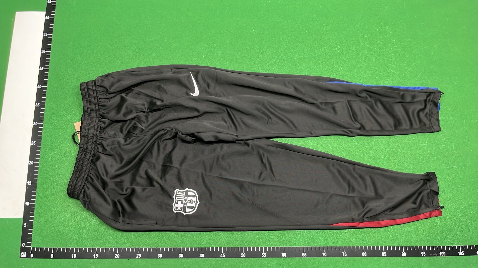 Clothing Set — Item 1469 5