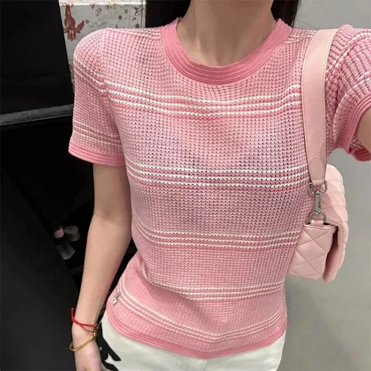 Hoodies & Sweaters — Item 1566 2