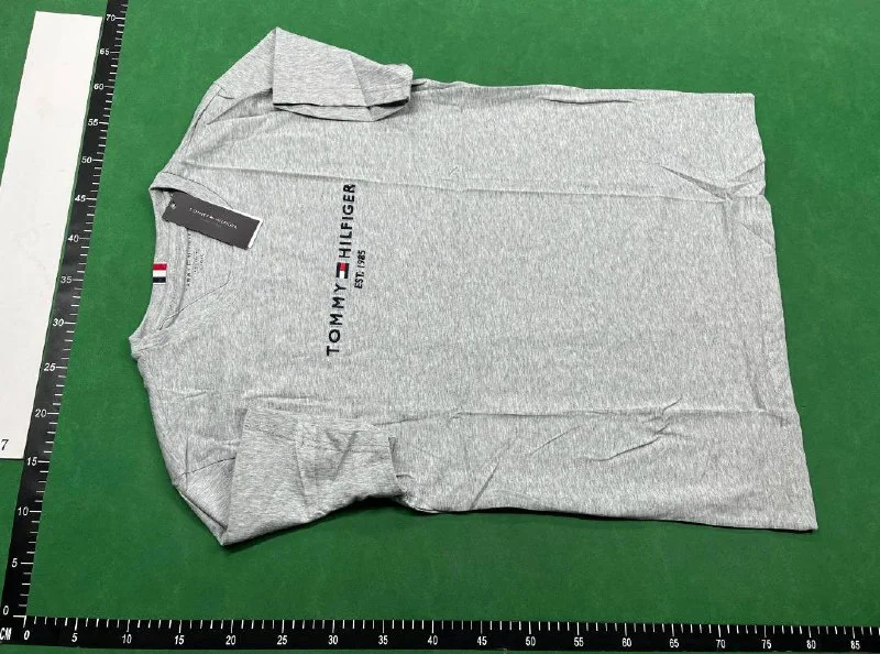 Loose-Fit T-Shirt 5