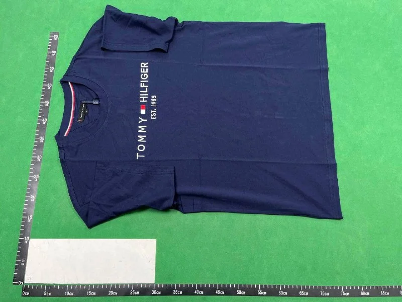 Loose-Fit T-Shirt 6