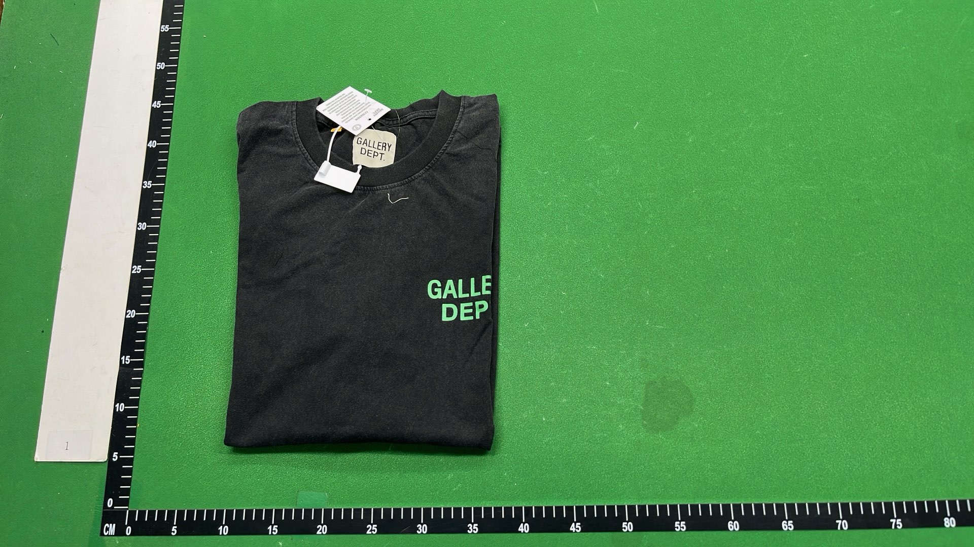 Short-Sleeve T-Shirt — GD / m19 10