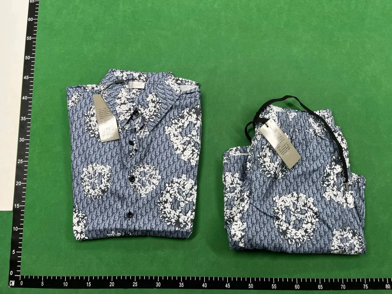 Short-Sleeve Clothing Set — HM67 5