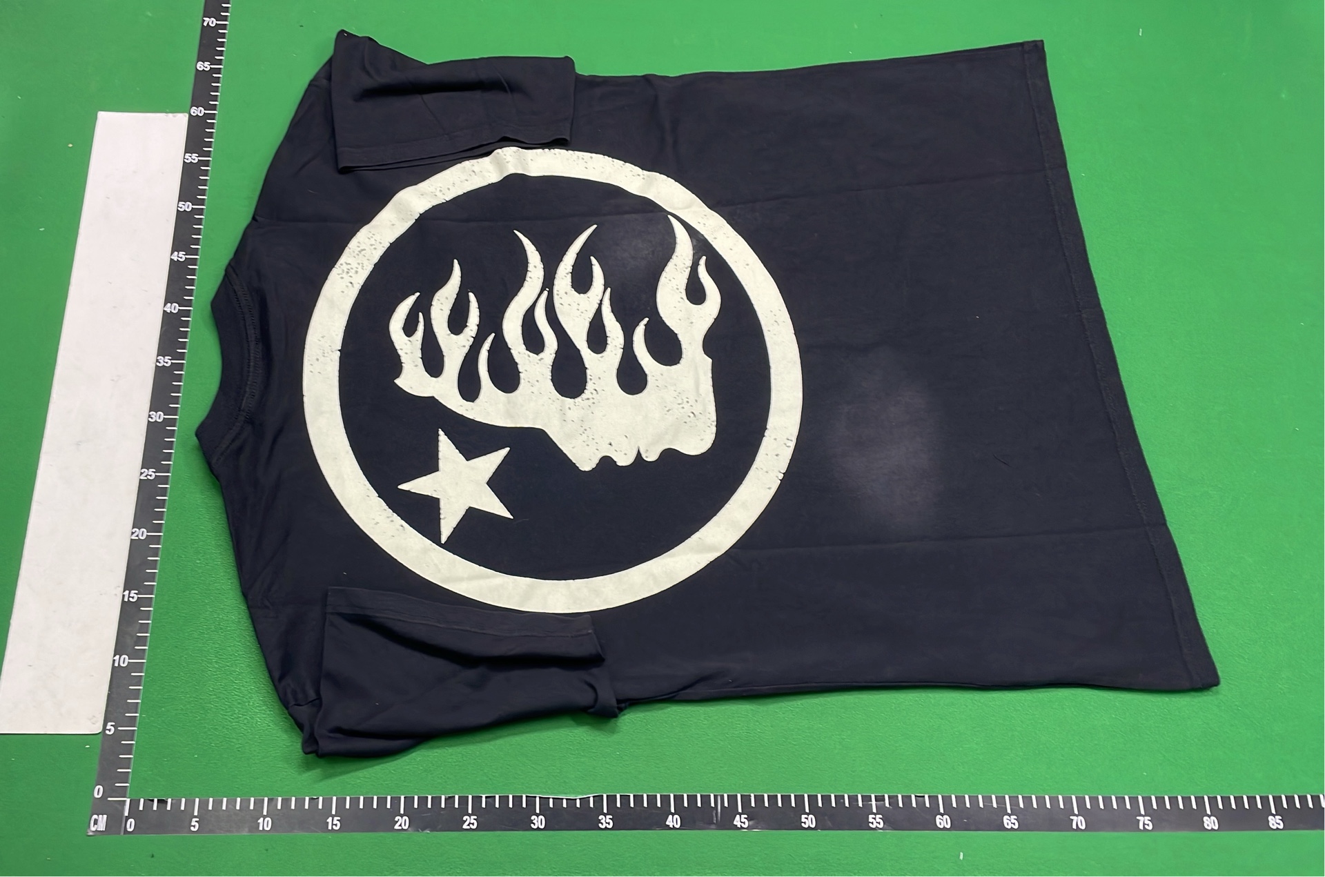 T-Shirt — #1724 9