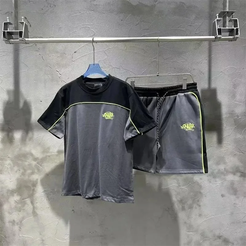 Shorts and Short-Sleeve Top — #1753 4