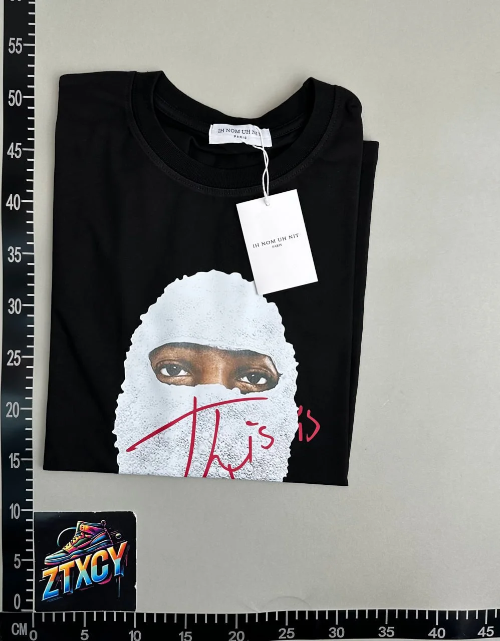Loose-Fit Short-Sleeve T-Shirt — DQ1 4