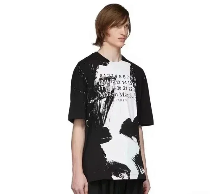 Cotton Short-Sleeve T-Shirt — B606 2