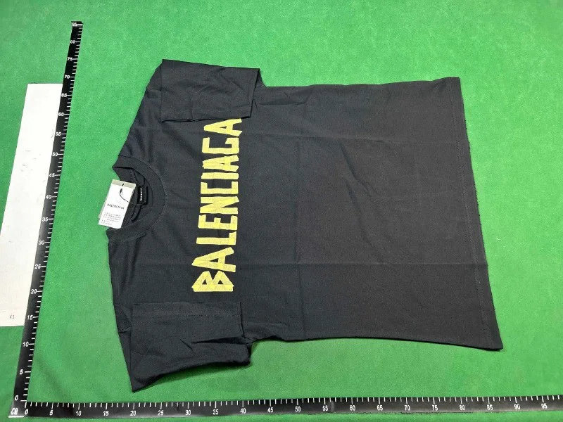 Short-Sleeve T-Shirt — DS 7