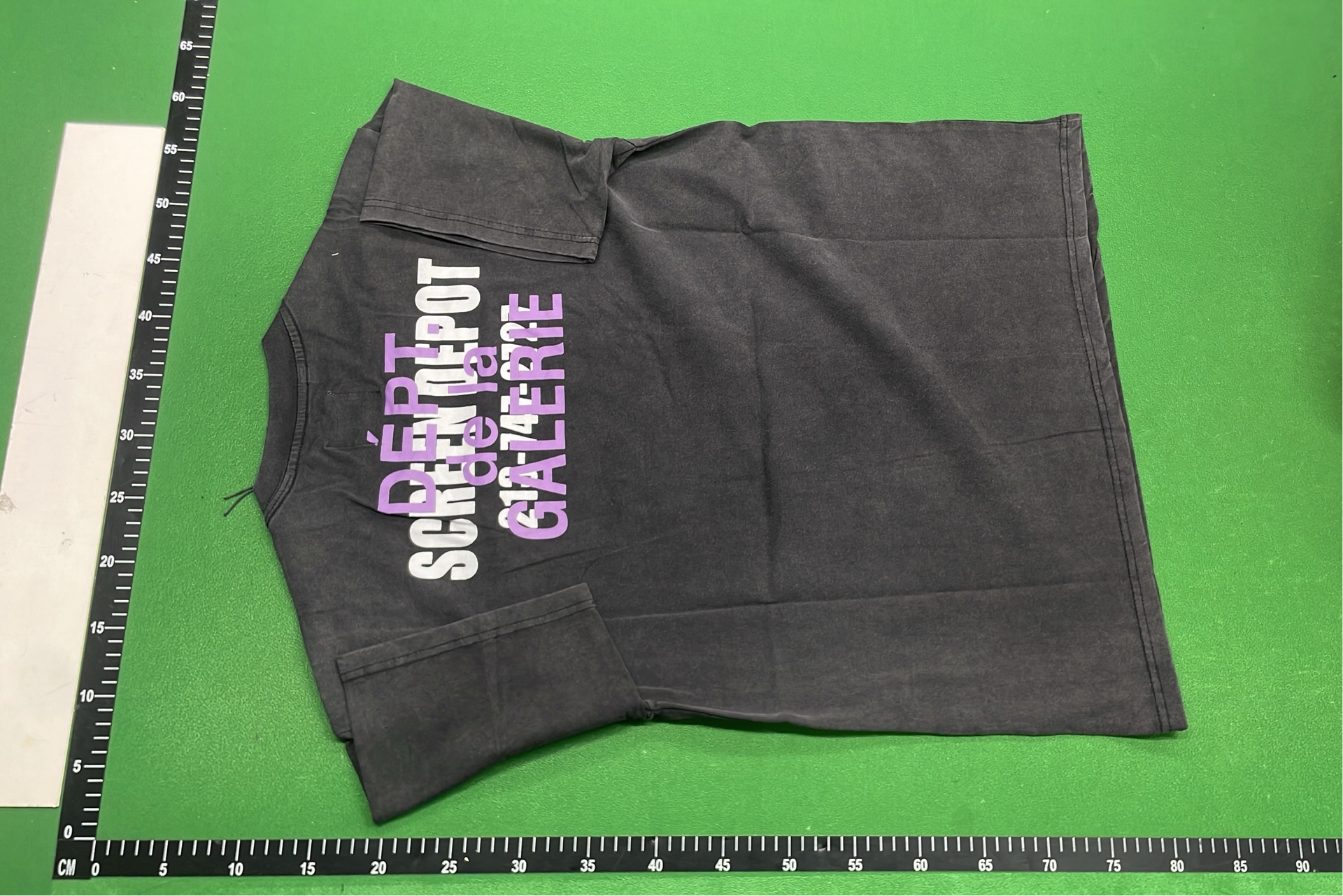 Unisex T-Shirt — GD / SYXDXXMSG019 5