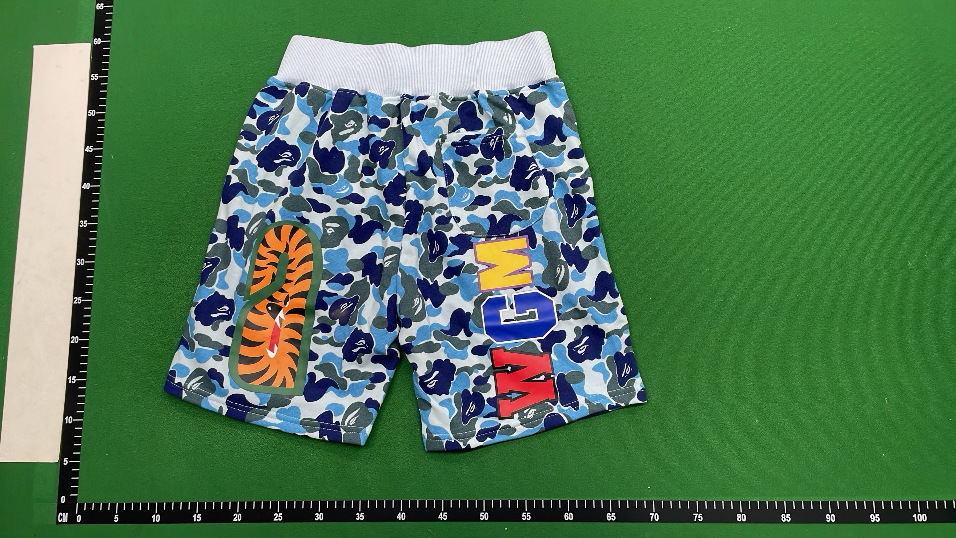 Shorts — #2220 9