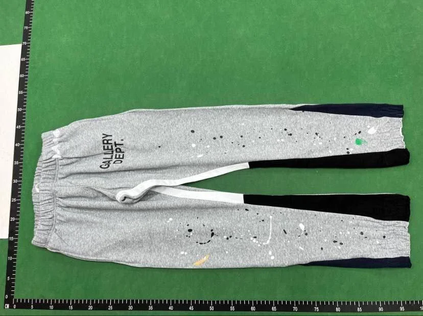 Cotton Printed Graffiti-Print Panelled Sweatpants — GAL*LERYDEPT / m-03 5