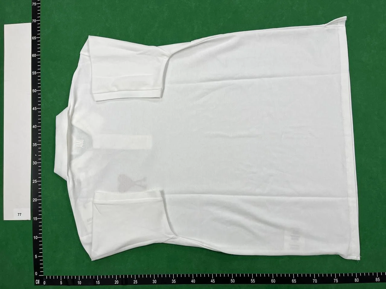 AÓmi ParÓis — T-Shirt 3