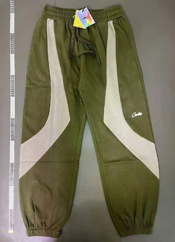 Clothing Set — Item 2539 4