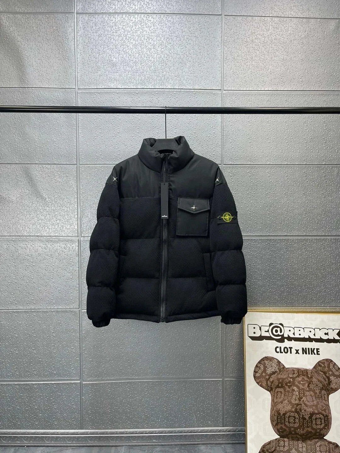 Jacket — Item 2676