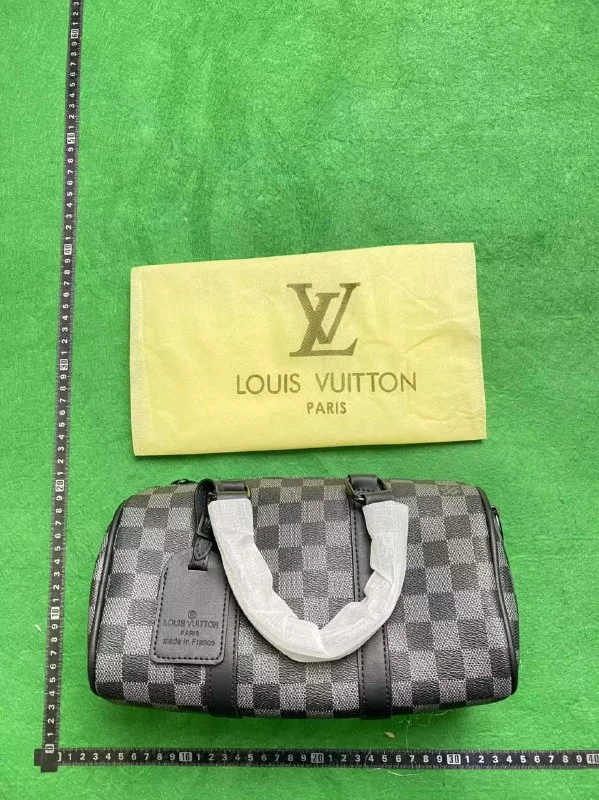 Crossbody Bag — QM01 3