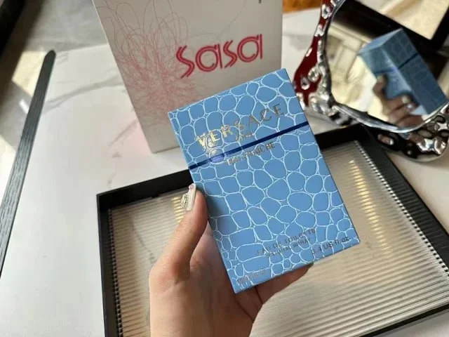 Women Ver-sace Perfume 3