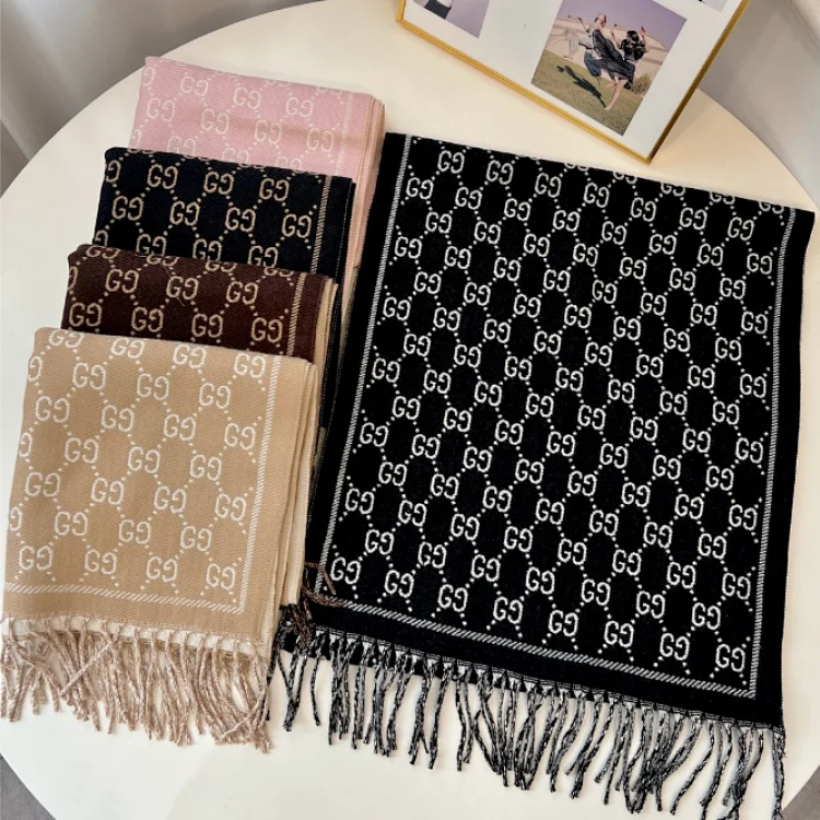 Scarf — GU / CY 2