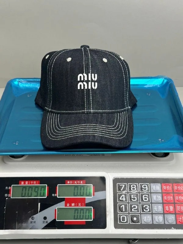 Hat — HYRG 4
