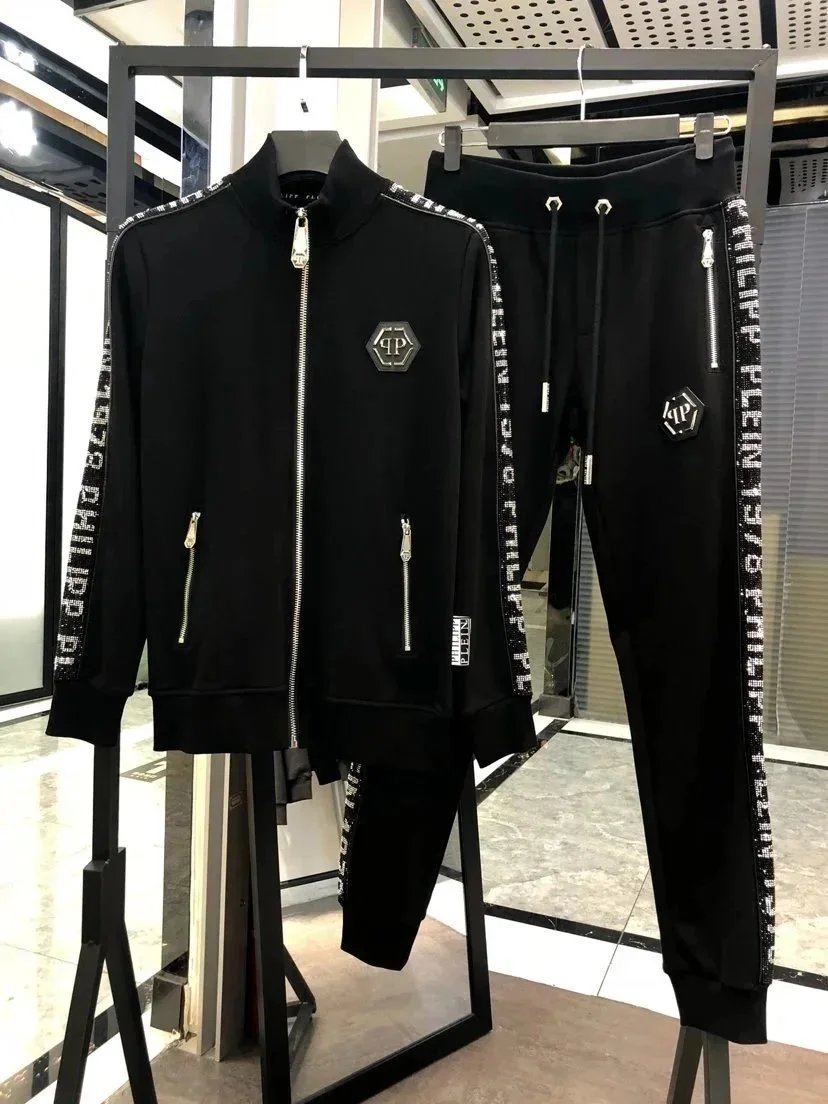 Clothing Set — Item 2952