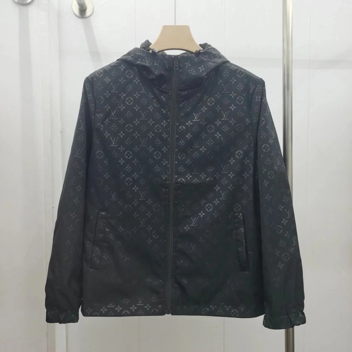 Men's Slim-Fit Hooded Jacket