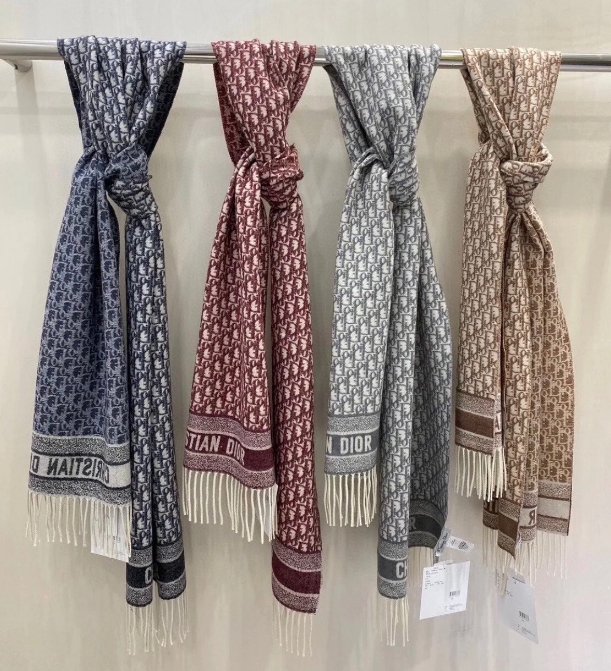 Scarf — D0 / CY