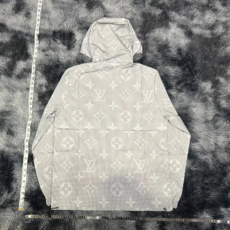 Sweatshirt — #3016 3