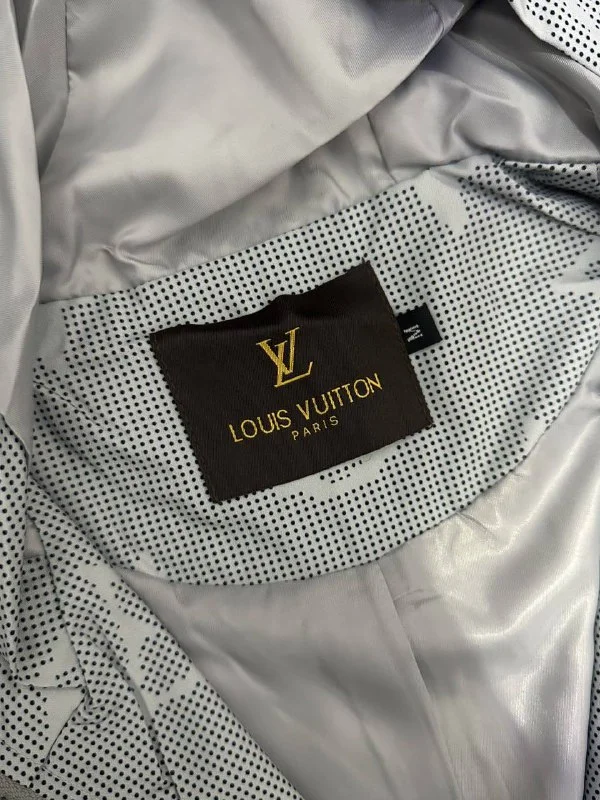 Sweatshirt — #3016 5