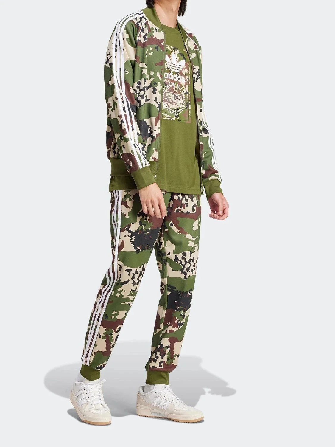 Clothing Set — Item 3027