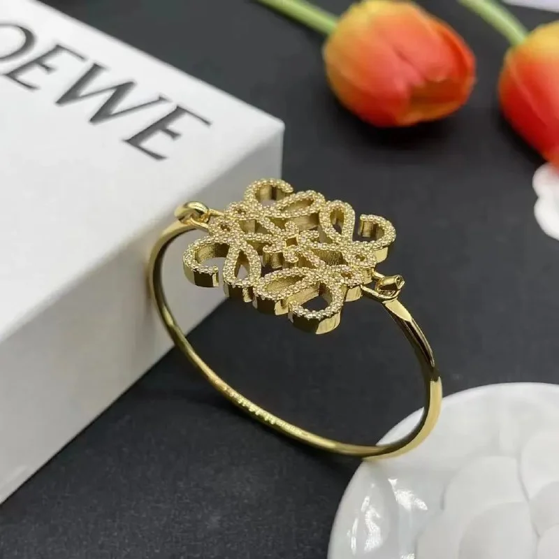 Bracelet — #3074 6