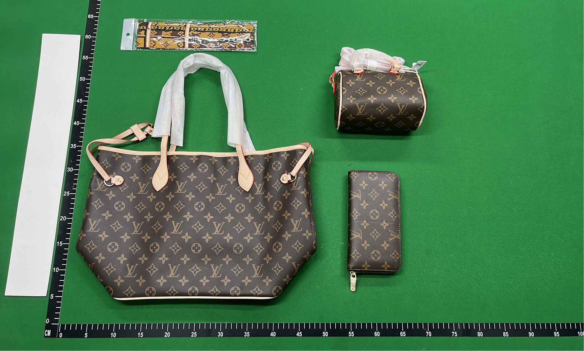 Bag — K4-00210 5