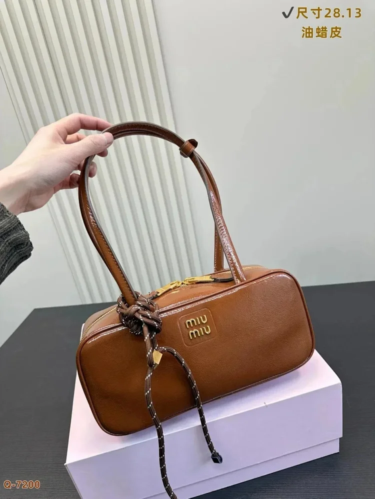 Bag Selection — lf — #3120 2