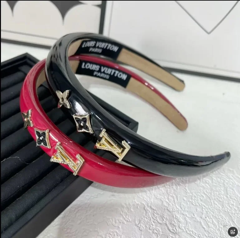 Letter-Graphic Retro Headwear — pu 3