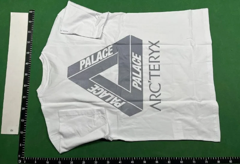 T-Shirt — #32 3