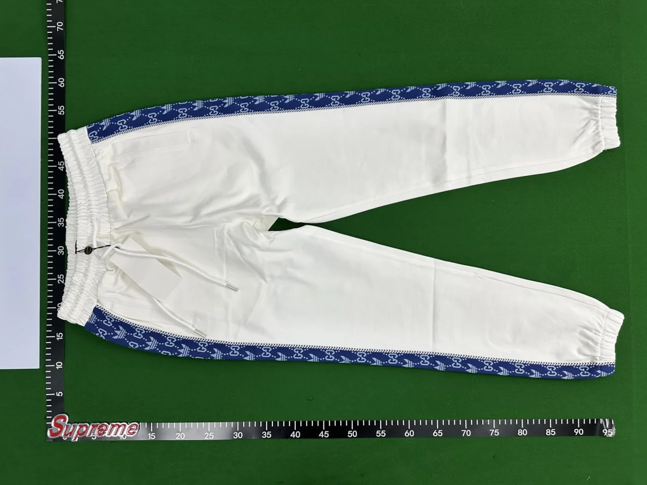 Clothing Set — Item 3223 4