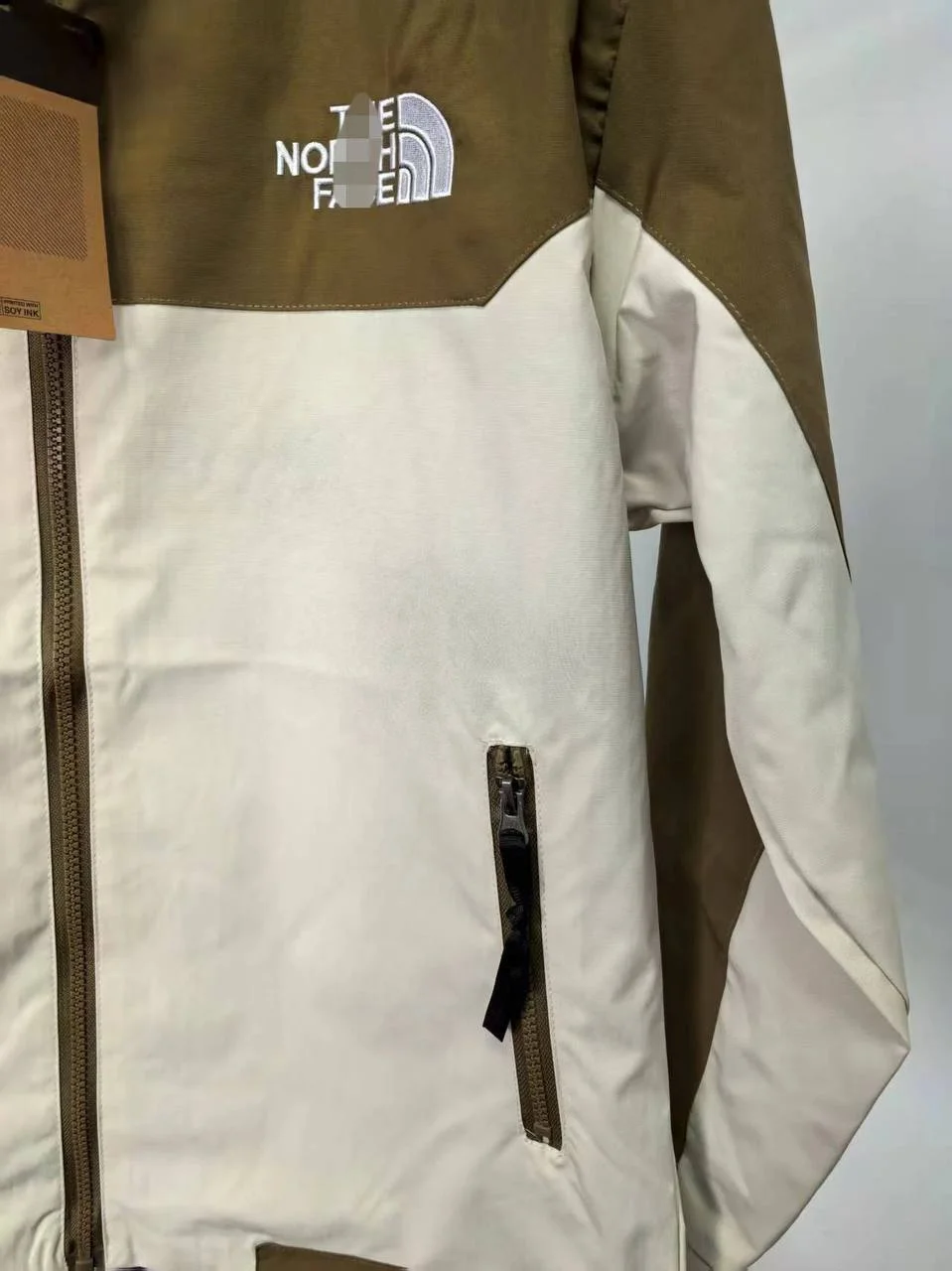 Unisex Hooded Embroidered Outdoor Jacket 3