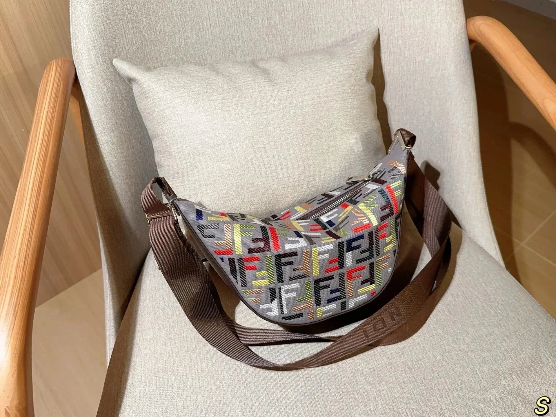 Bag Selection — #3271 2