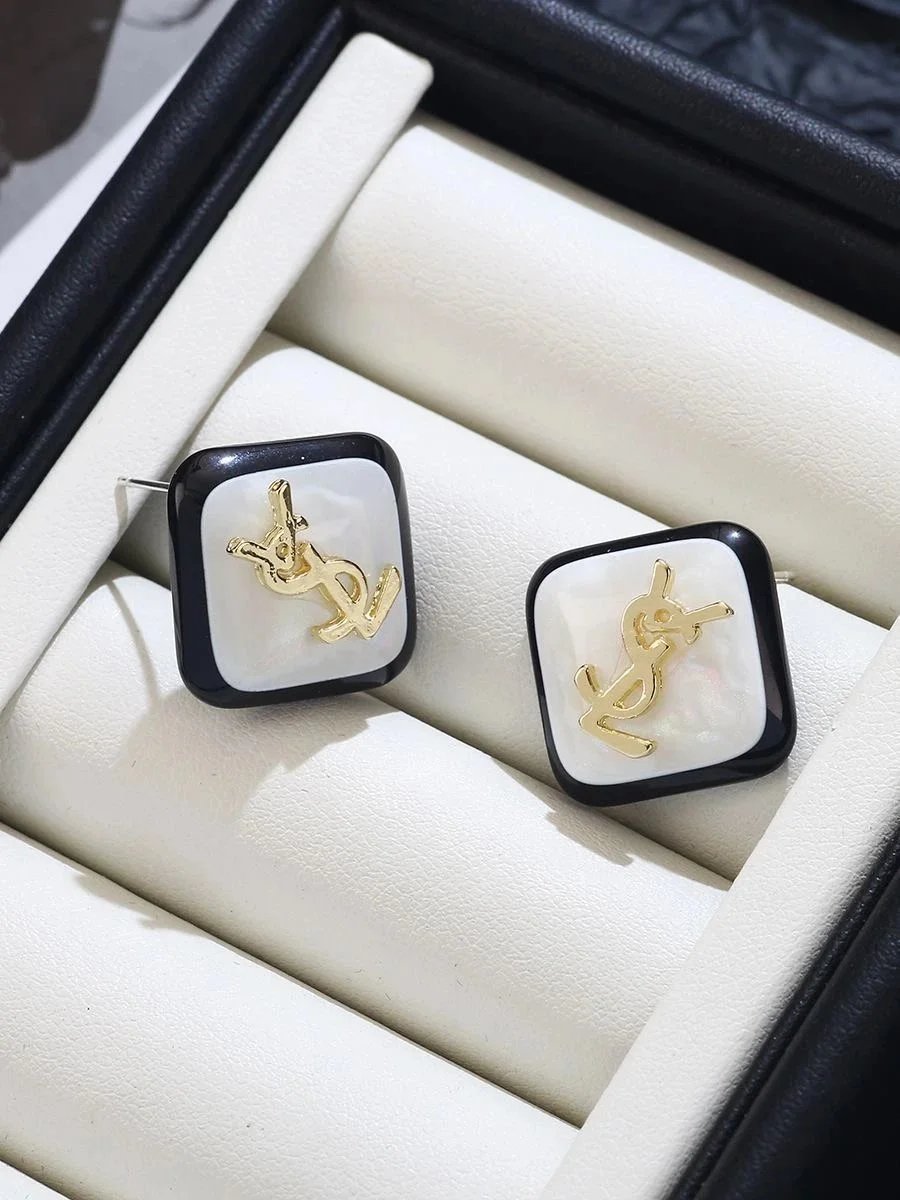 Letter-Graphic Retro Earrings