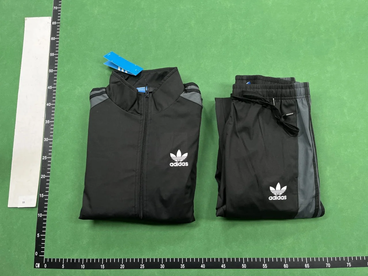 Clothing Set — Item 3382 5