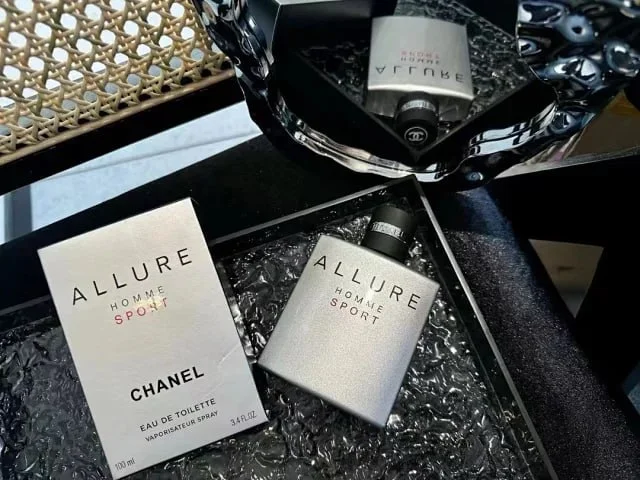 Women Ch*nel — Accessory 4
