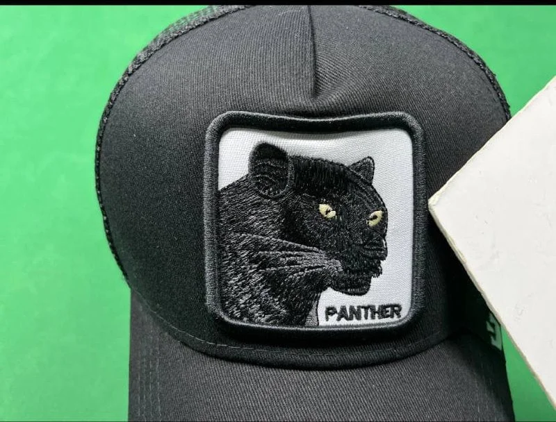 Embroidered mesh baseball cap 4