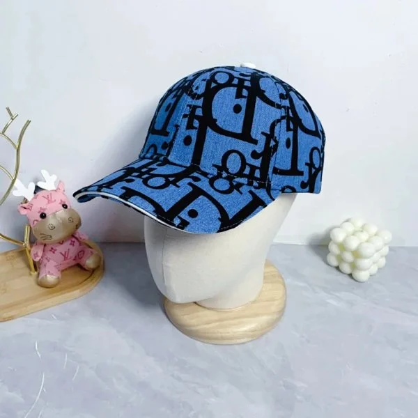 Headwear — Item 3551 5