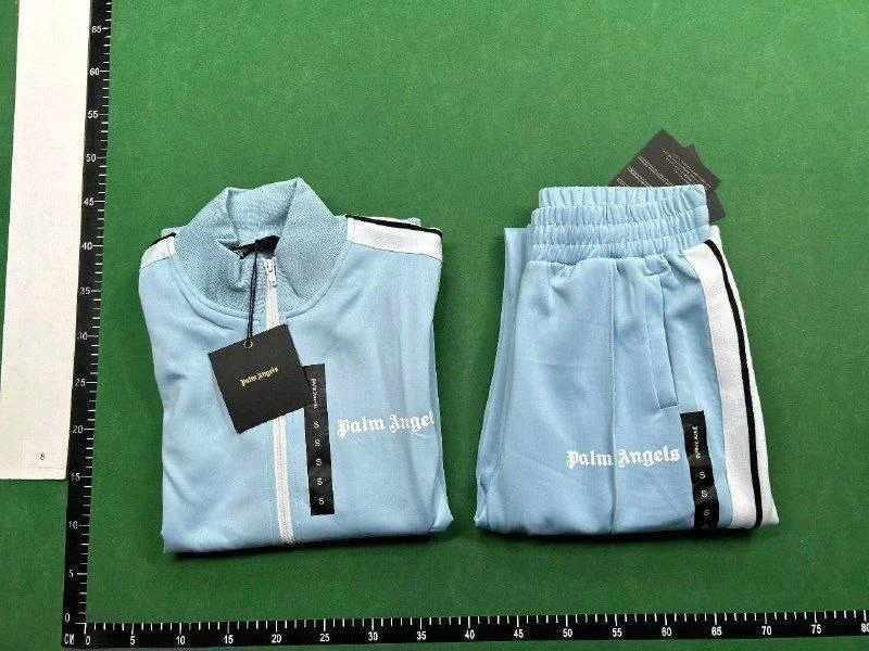 Clothing Set — Item 3592 6