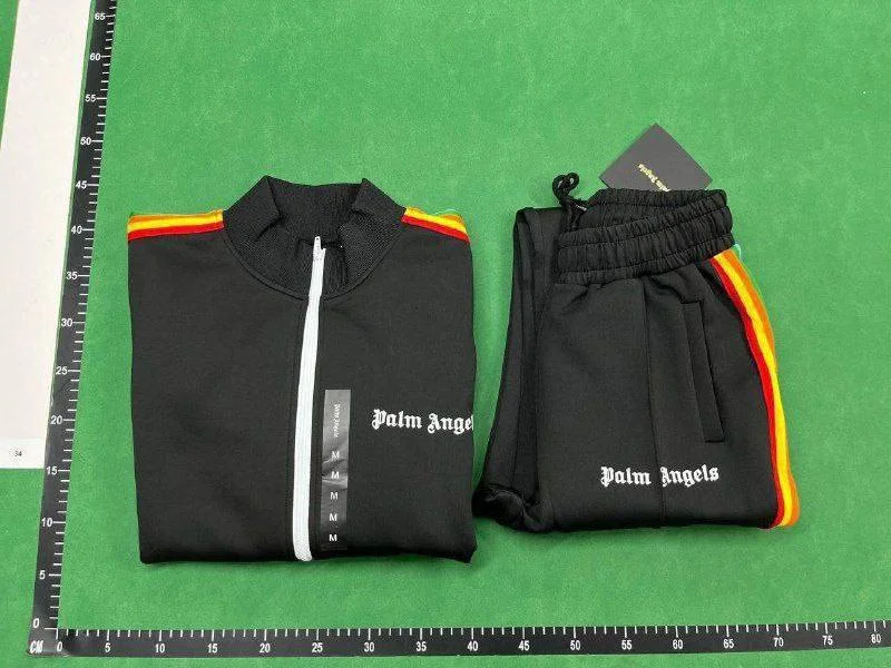 Clothing Set — Item 3592 7