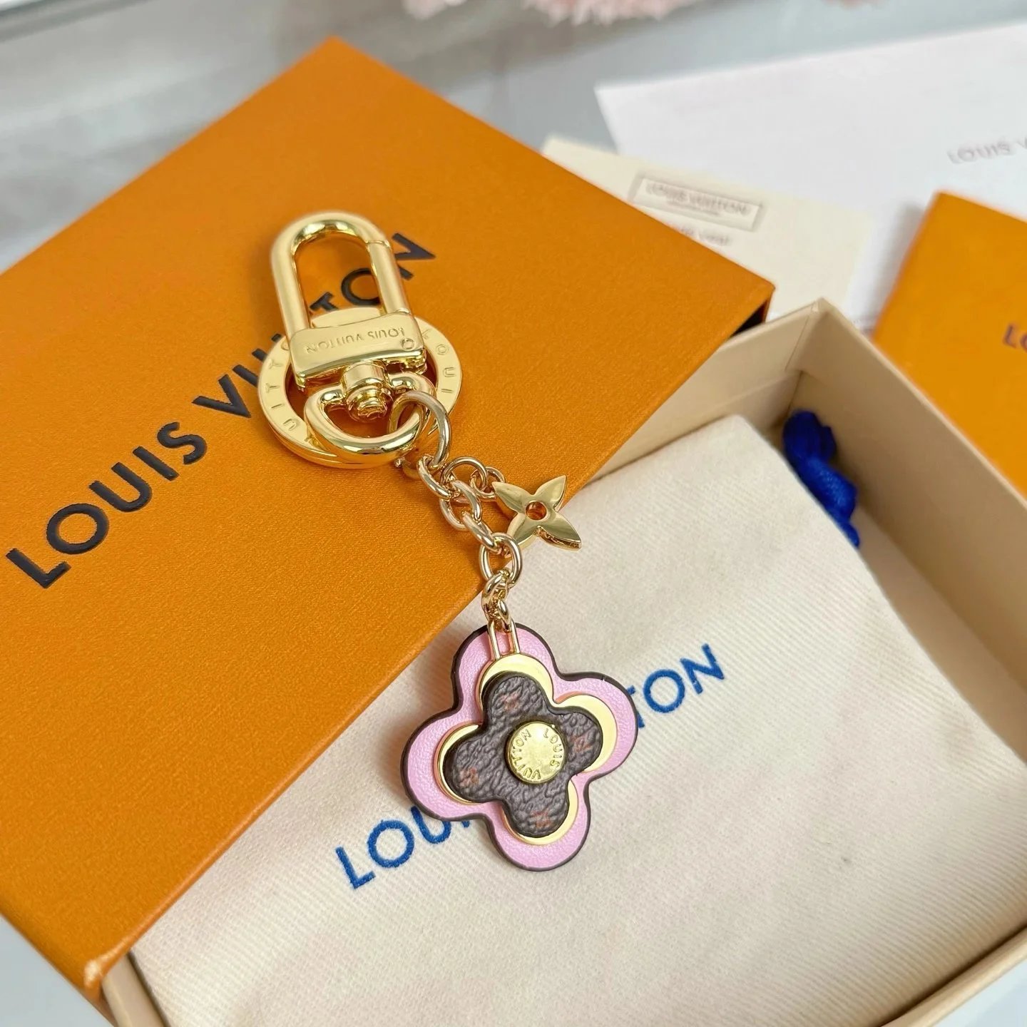 Accessory — XXX-LYWD — #3640