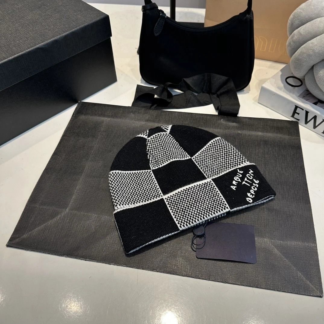 Fashion — Headwear